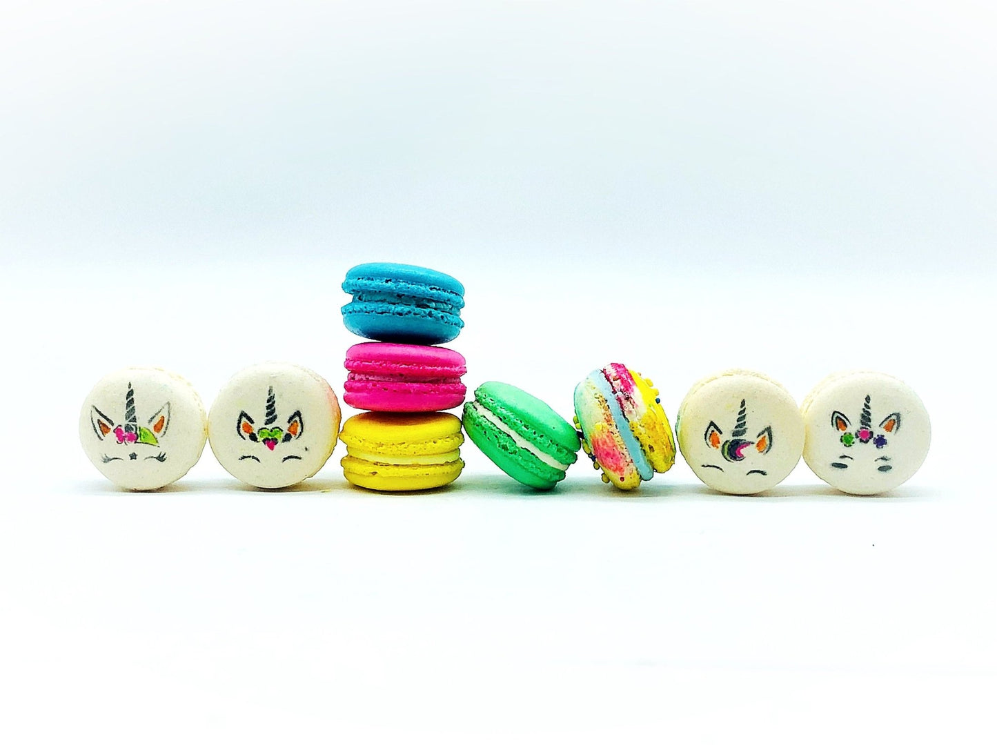 24 Pack Assorted Macaron, The Unicorn Set #1 | Great for any party, celebration. - Macaron Centrale