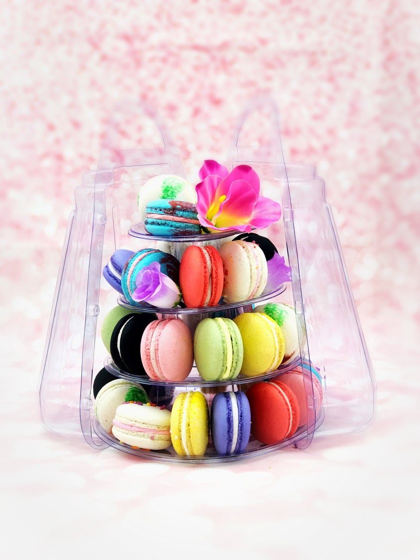 4 Tier Macaron Tower with Protective Case | Adjustable and Reusable - Macaron Centrale