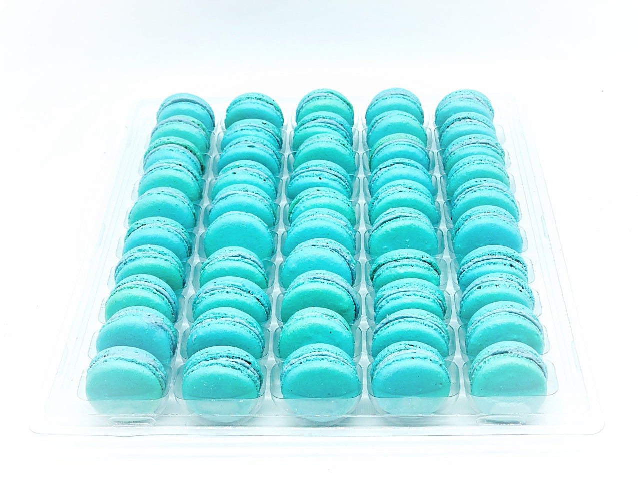 50 Pack Blueberry Buttercream French Macaron Value Pack - Macaron Centrale