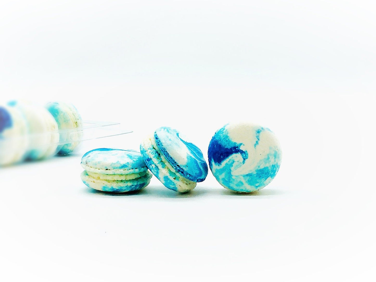 50 Pack Blueberry Cheesecake French Macaron Value Pack - Macaron Centrale