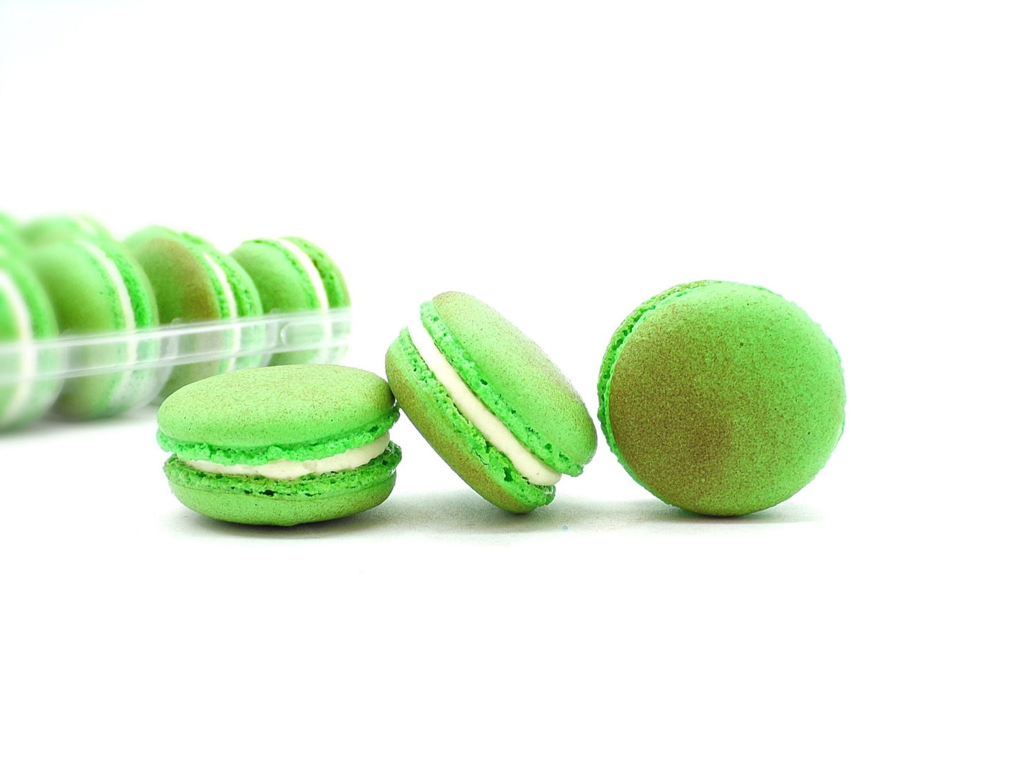 50 Pack Kiwi French Macaron Value Pack - Macaron Centrale