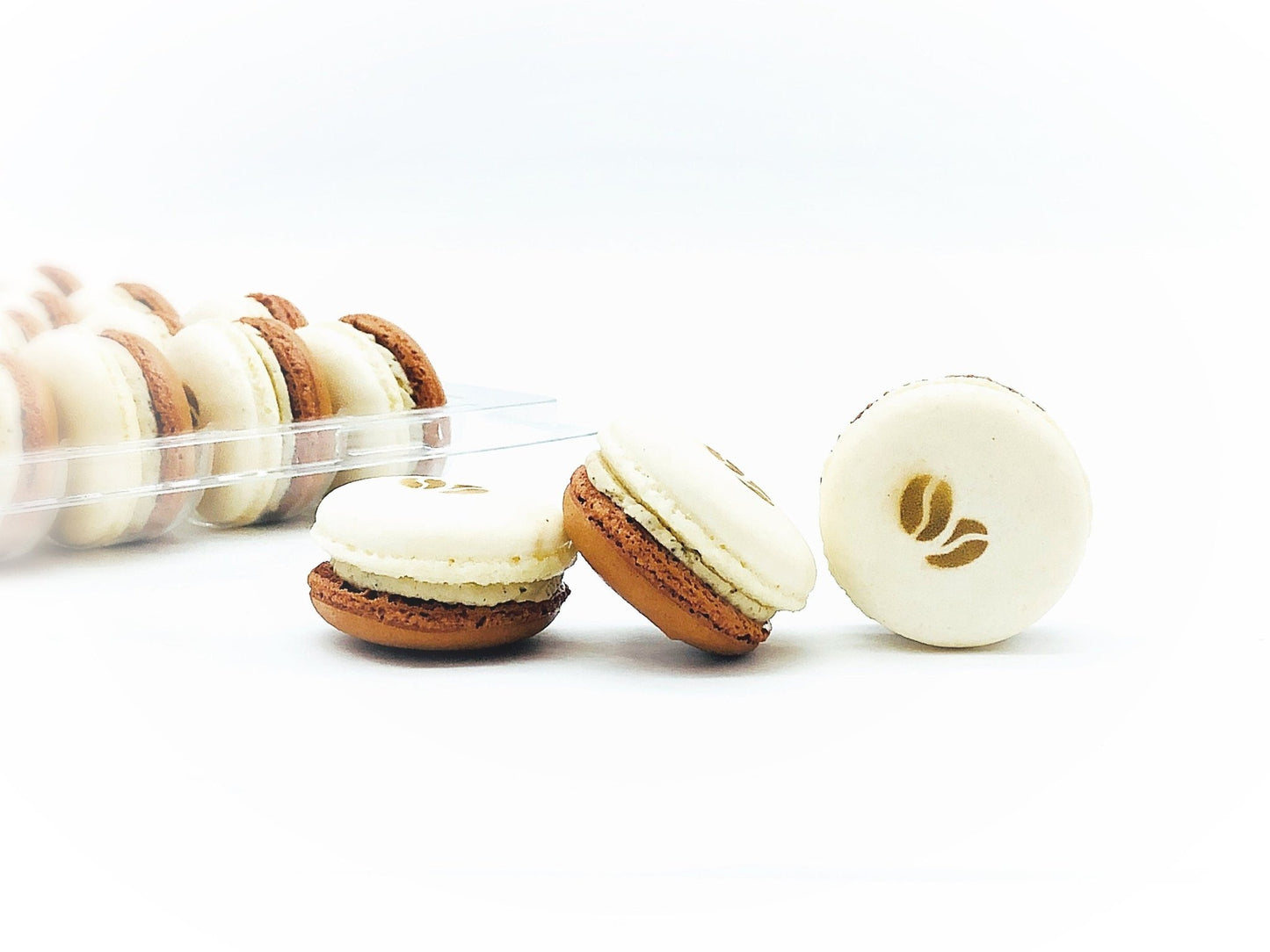 50 Pack Latte French Macaron Value Pack - Macaron Centrale