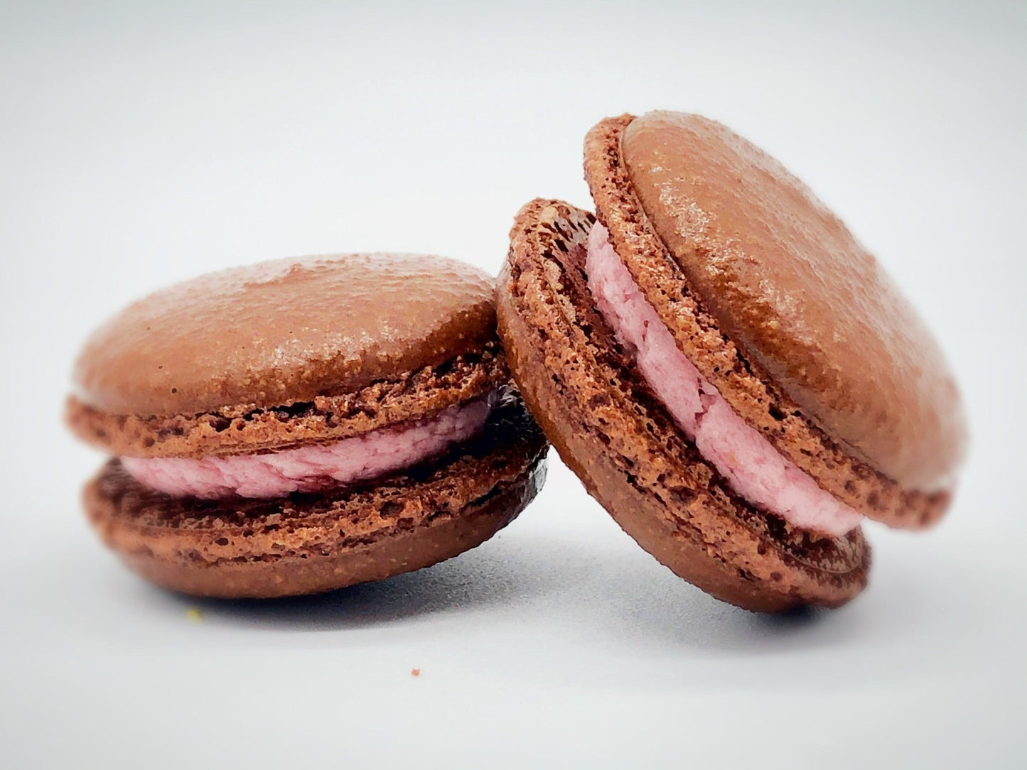 6 Pack Assorted Macarons | Chocolate Raspberry, Mint Chocolate, Blueberry Cheesecake Macarons - Macaron Centrale