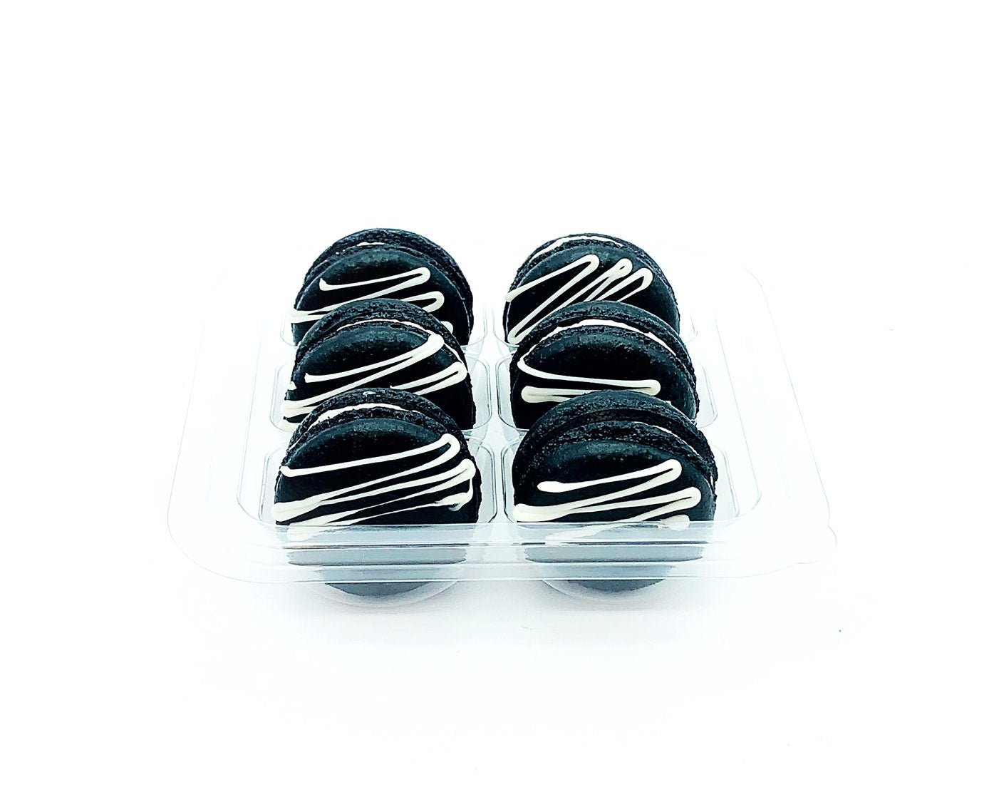 6 Pack Black Velvet French Macarons | Perfect for your next celebratory events. - Macaron Centrale