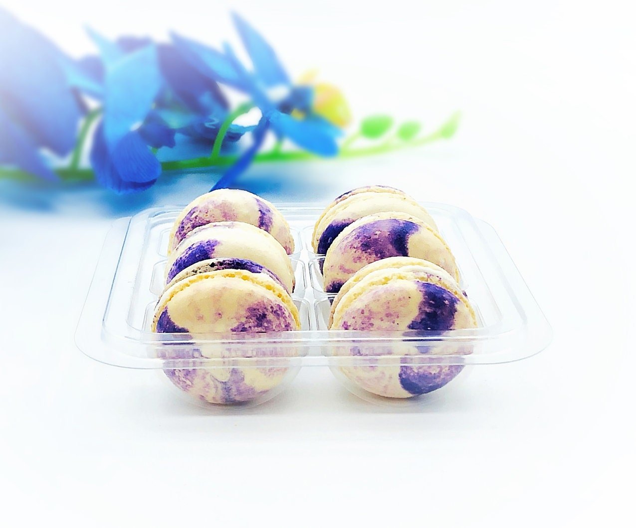 6 Pack blackberry cheesecake macarons - Macaron Centrale