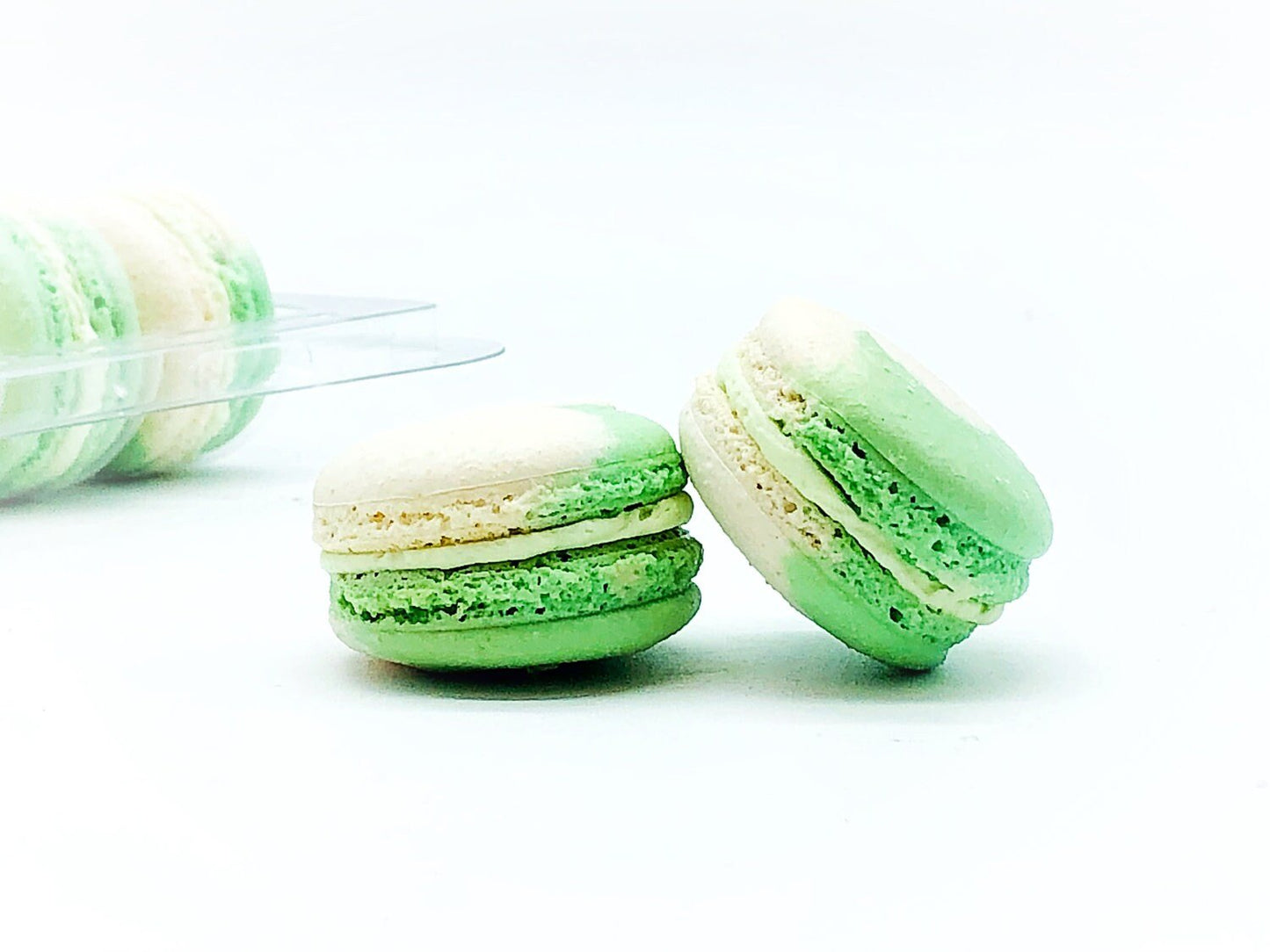 6 Pack green tea latte macarons | Perfect for your next celebratory event. - Macaron Centrale