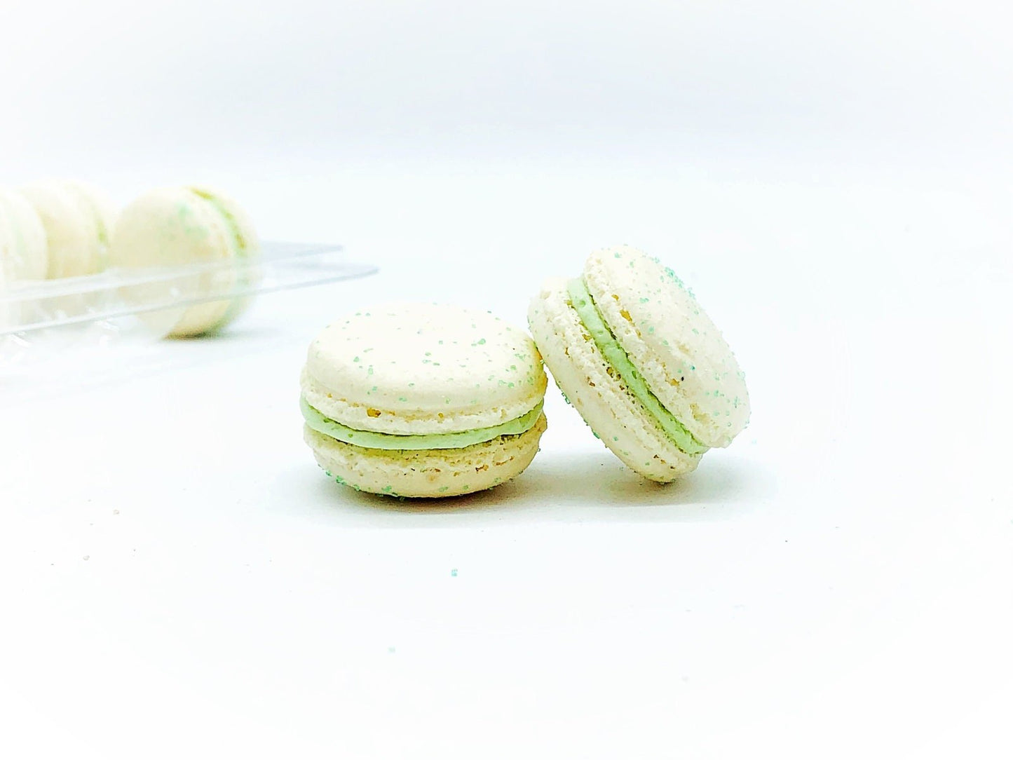 6 Pack jasmine macarons | ideal for celebratory events. - Macaron Centrale