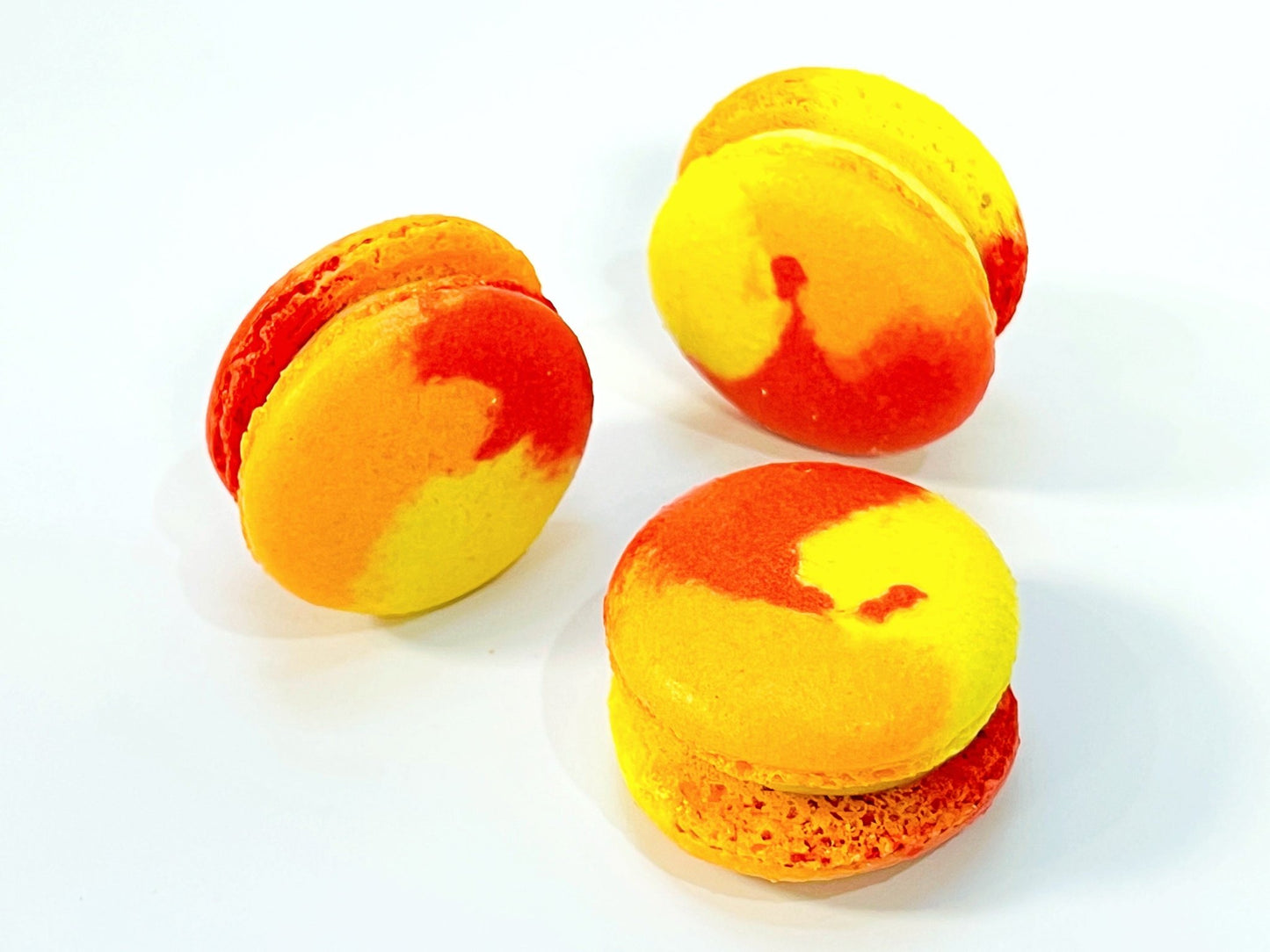 6 Pack Mango Cardamom French Macaron - Macaron Centrale