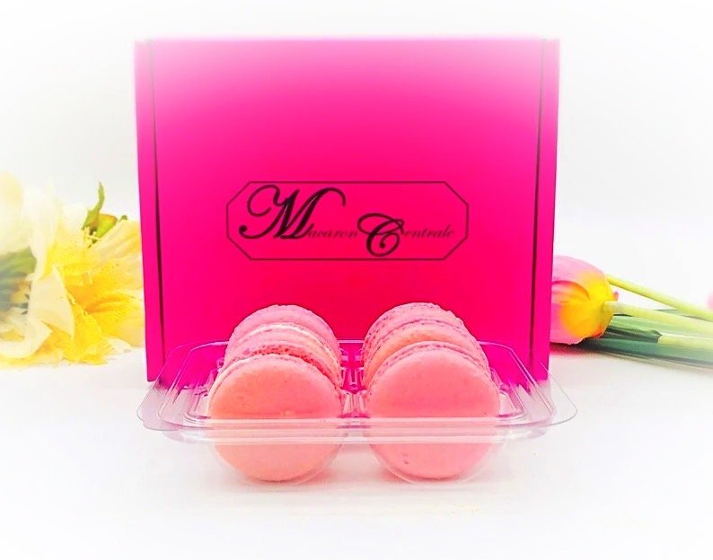 6 Pack raspberry French macarons - Macaron Centrale