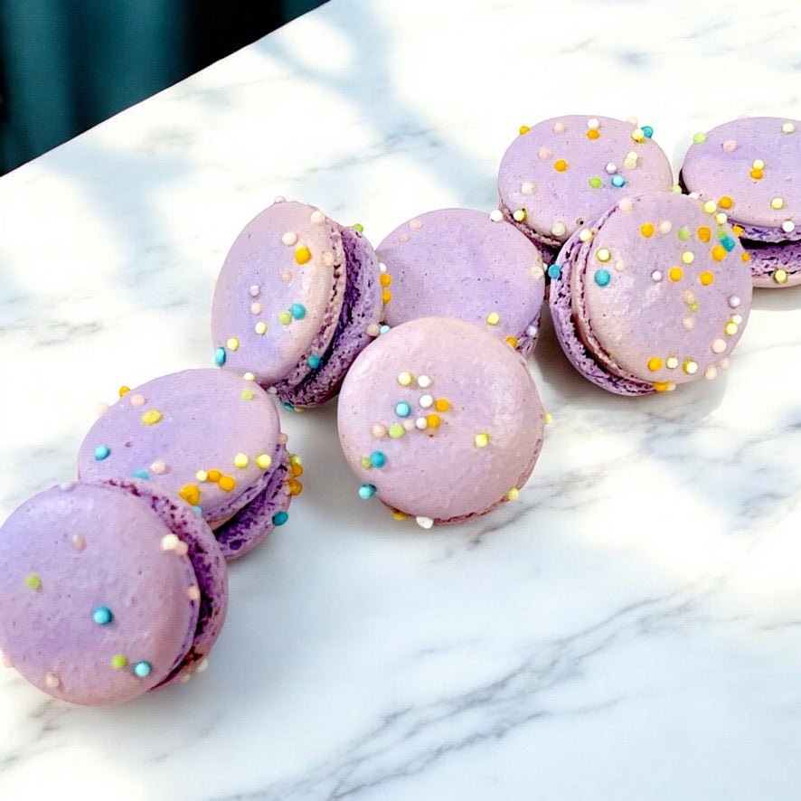 6 Pack Taro Cloud Puff French Macarons - Macaron Centrale