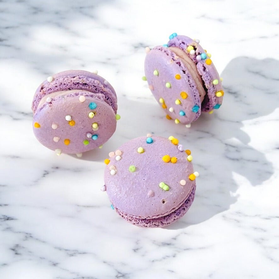 6 Pack Taro Cloud Puff French Macarons - Macaron Centrale