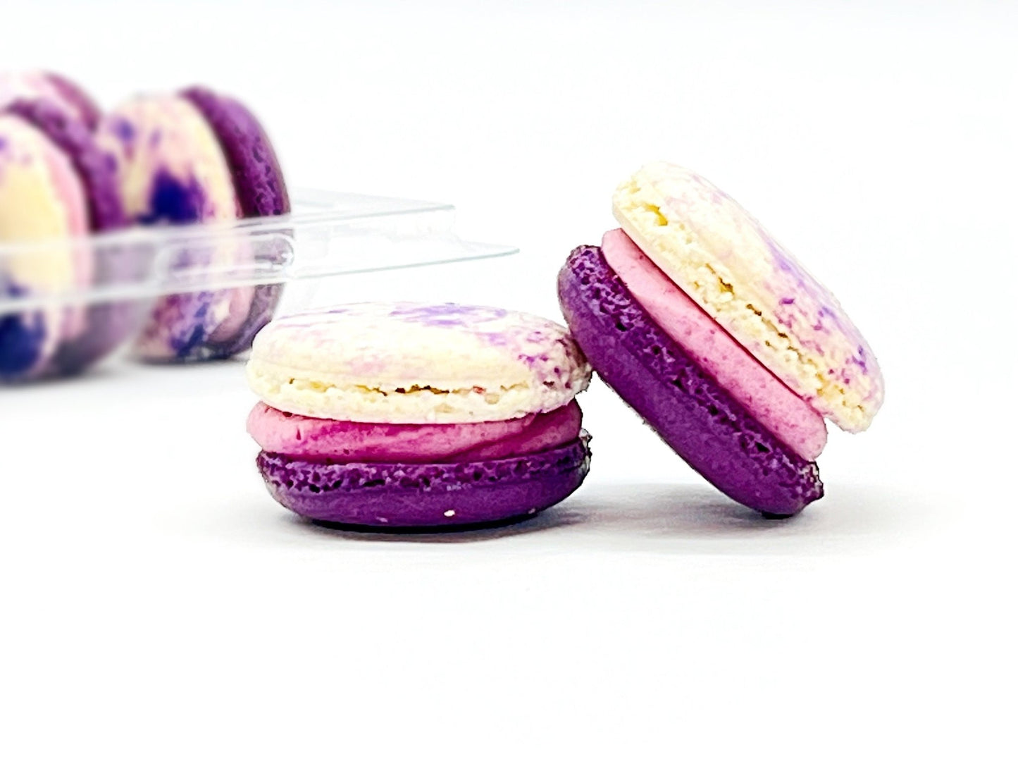 6 Pack | Ube White Chocolate French Macarons - Macaron Centrale