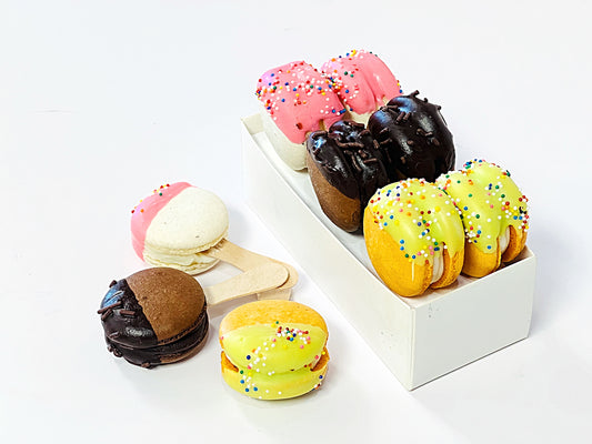 Assortement French Macaron Cake Pop | Available in 12 & 24