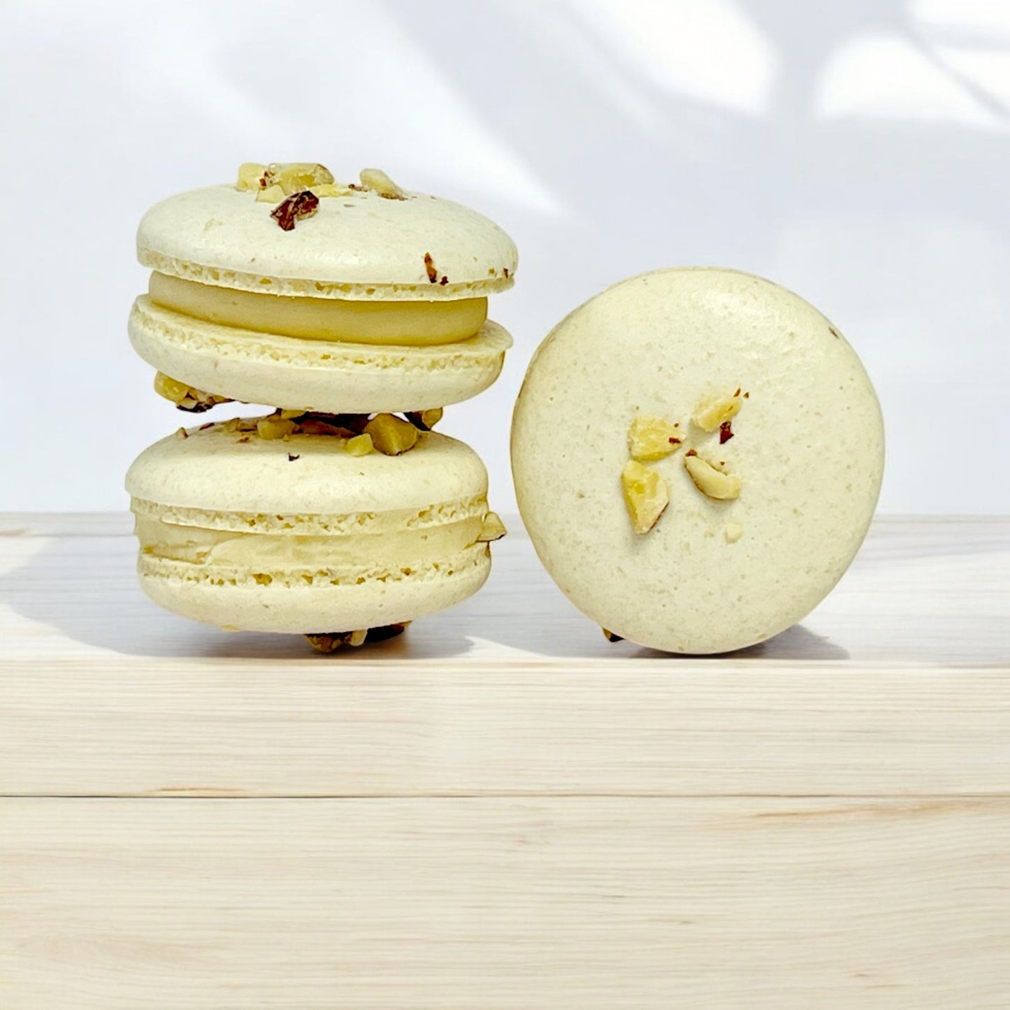 All Natural Almond Vegan Macarons - Macaron Centrale4 Pack