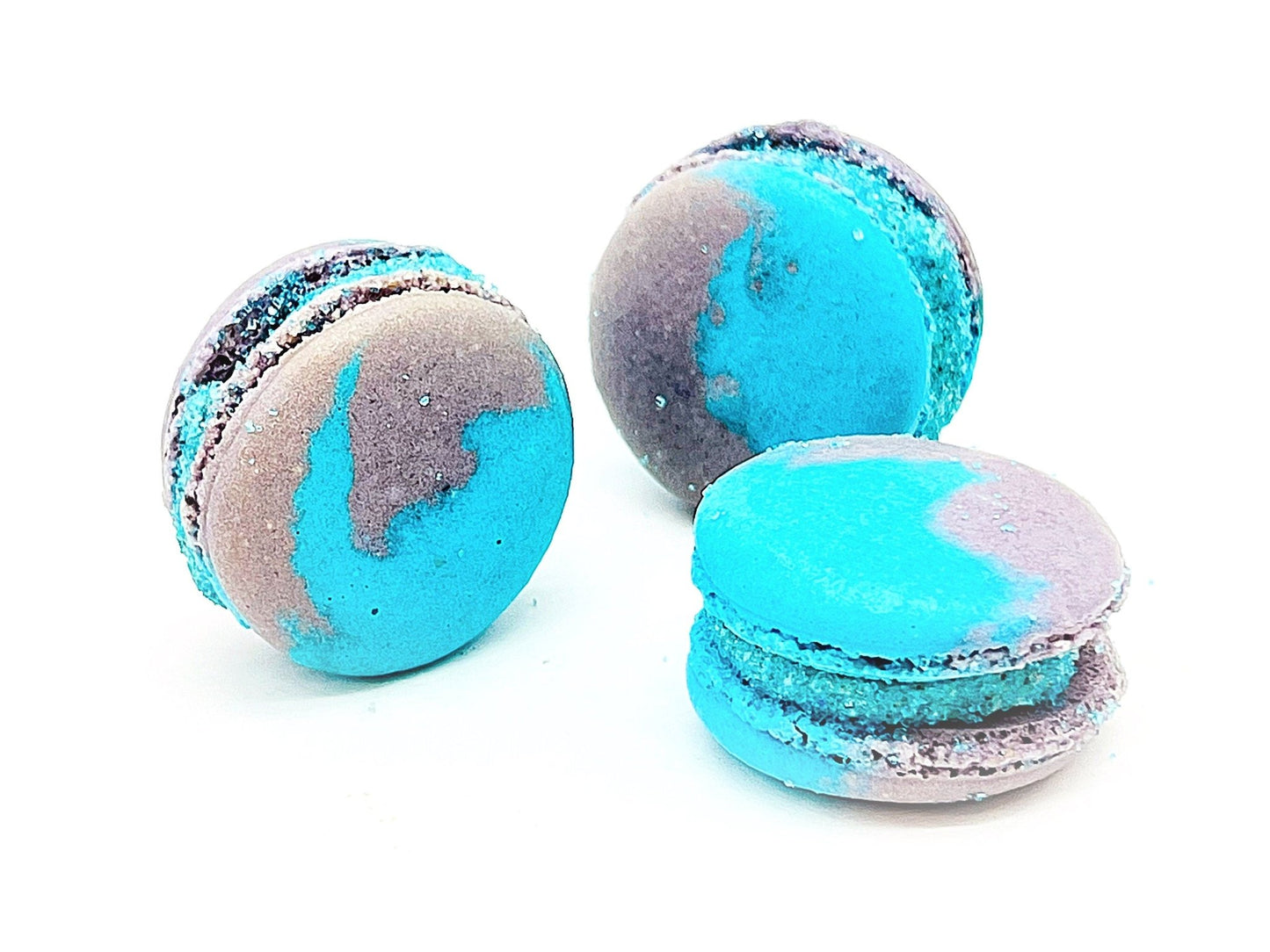 Blue Oreo Macarons| Available in 6, 12 & 24 Pack - Macaron Centrale6 pack