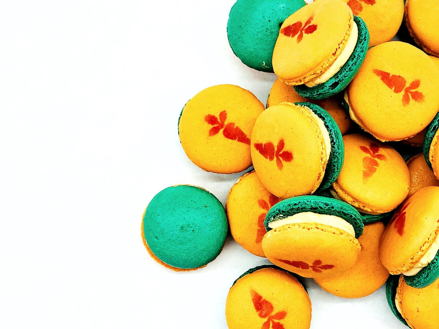 Carrot Macarons - Macaron Centrale6 pack