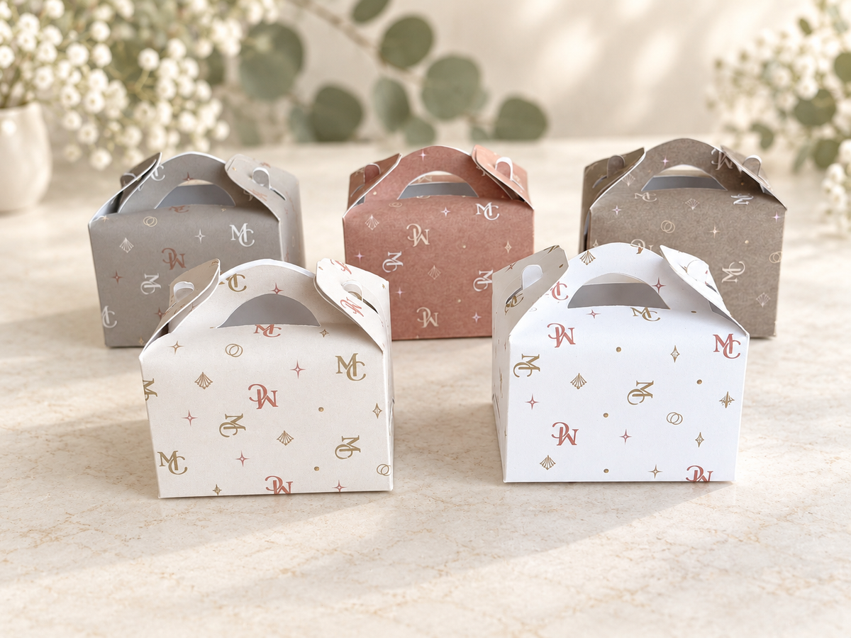 A Little Dumpling Is on the Way Macaron Favor, Personalized Baby Shower Favor Box, Two Macaron Party Favor, Gender Neutral Baby Shower