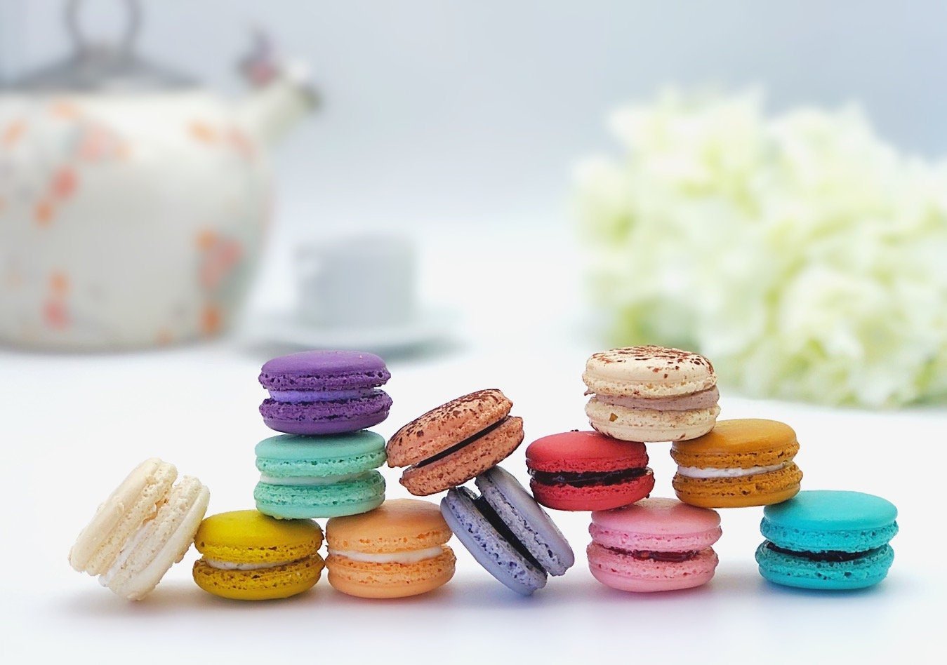 Choose your own macaron| Free Shipping | Perfect for gift giving all holiday season long. - Macaron Centrale12 pack