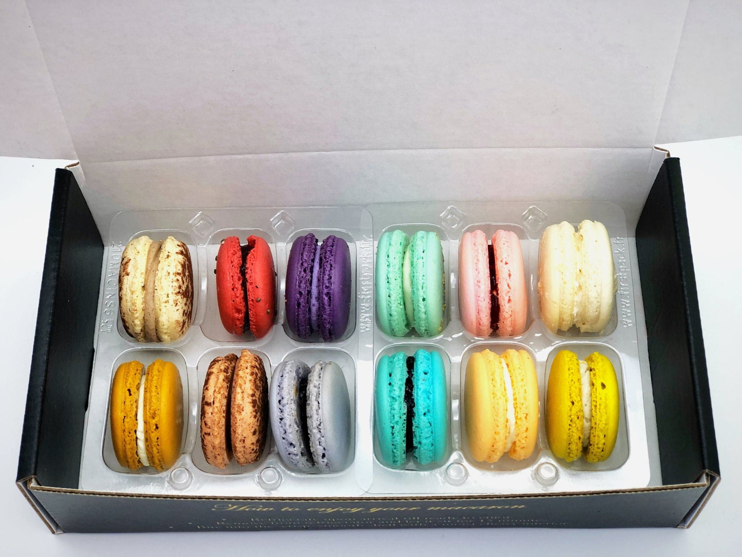 Choose your own macaron| Free Shipping | Perfect for gift giving all holiday season long. - Macaron Centrale12 pack