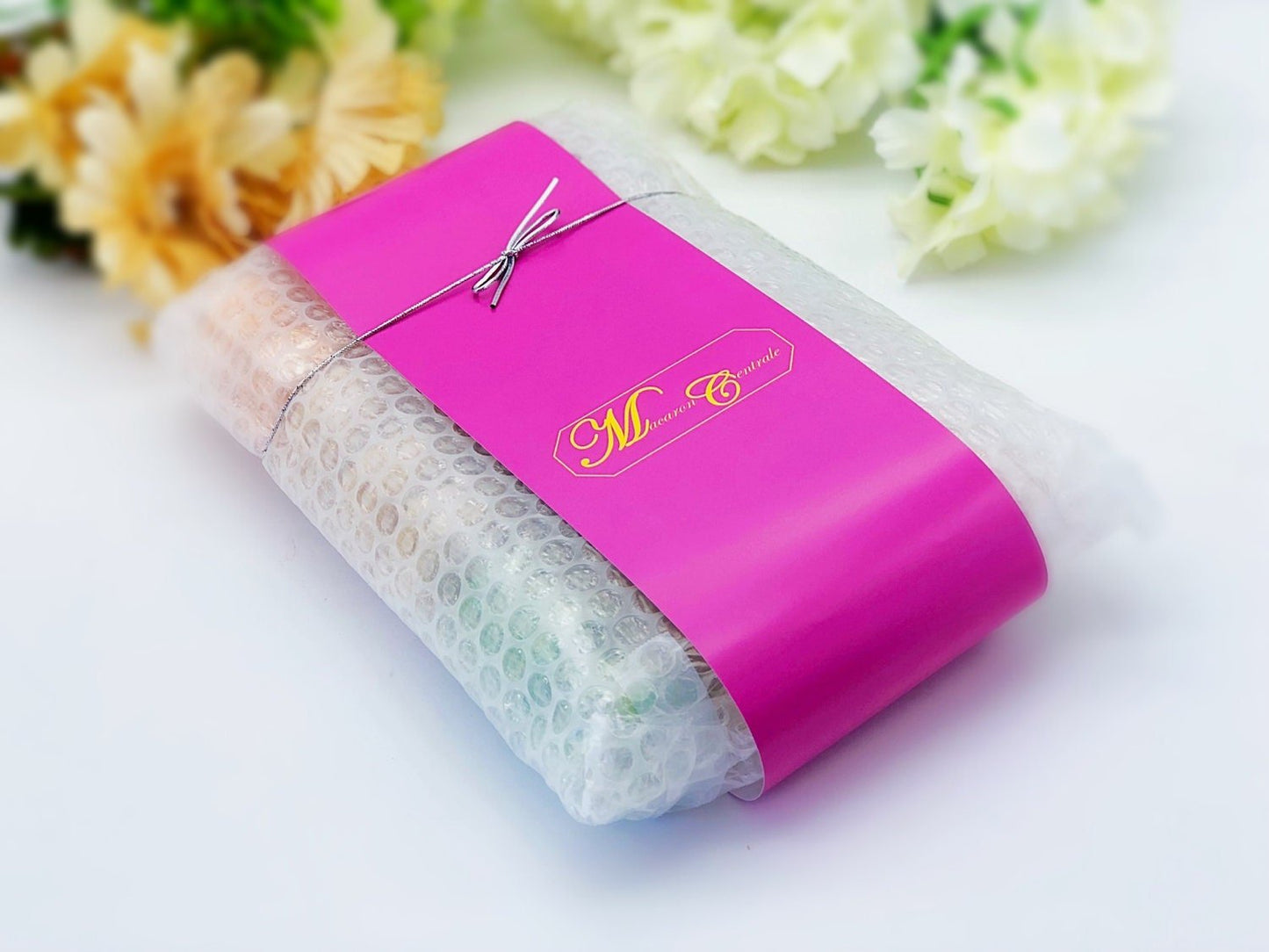 Choose your own macaron| Free Shipping | Perfect for gift giving all holiday season long. - Macaron Centrale12 pack
