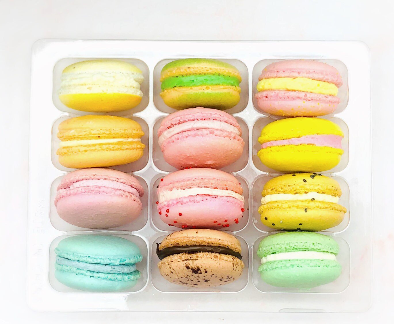 French Macaron Pastel Color Set | 12 Pack, 12 Different Pastel Shade of Deliciousness - Macaron Centrale