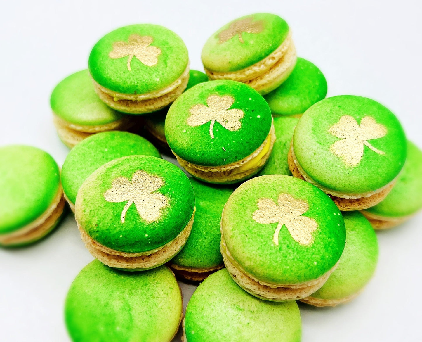 Golden Shamrock Banana Apple Ganache French Macaron Set | Perfect for upcoming St. Patrick's Day Celebration - Macaron Centrale6 Pack