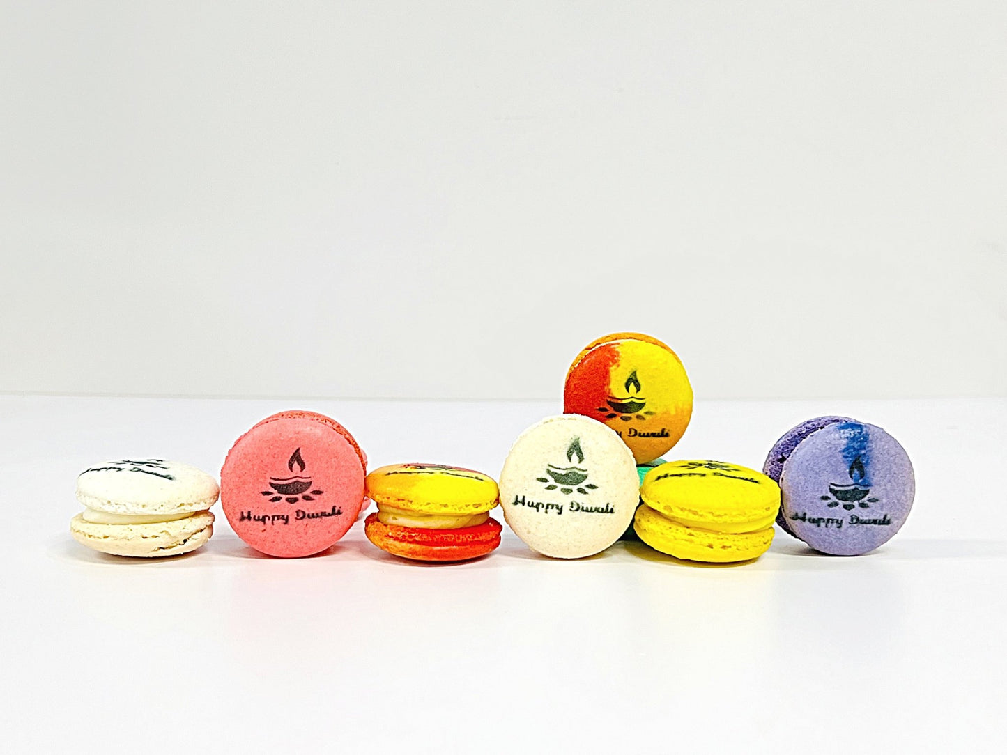 Happy Diwali French Macaron | Available in 6, 12 & 24 Pack | A Perfect Gift for Diwali Celebrations - Macaron CentraleVanilla6 pack