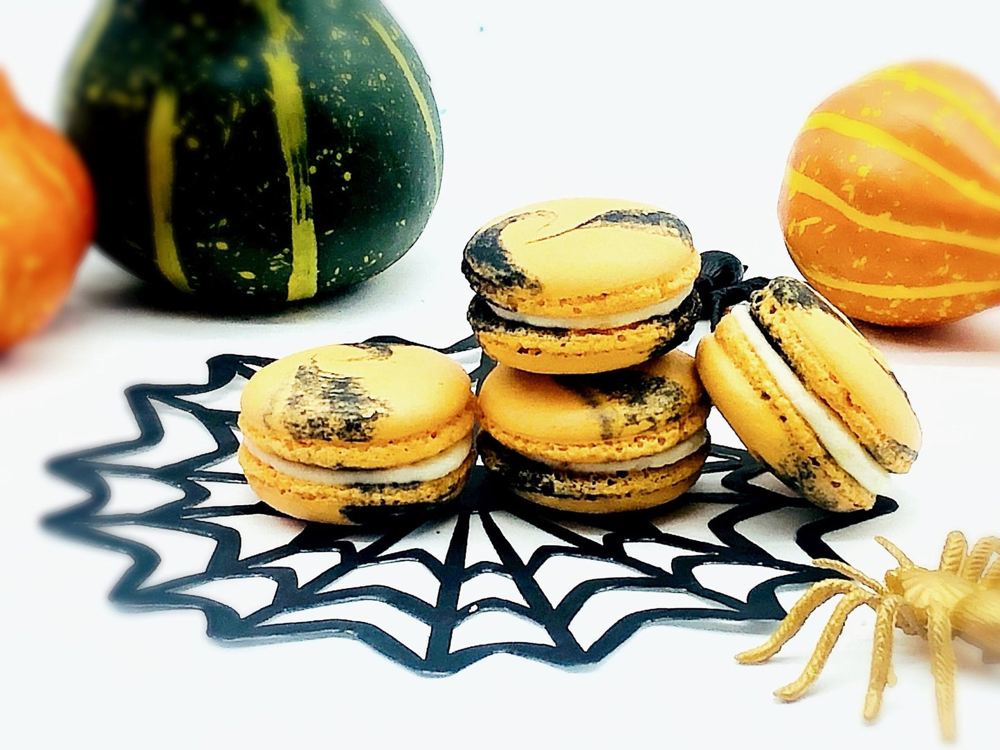 Happy Halloween French Macarons Set | Handmade & Free Shipping - Macaron Centrale6 Pack