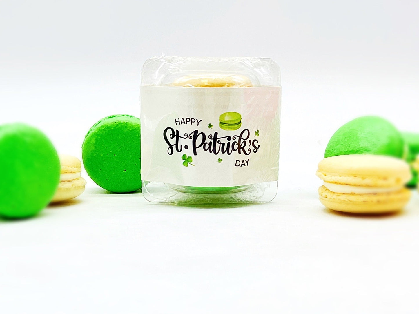 Happy St. Patrick's Day | Macaron de Fortune | Vanilla & Apple Buttercream Macarons - Macaron Centrale2 Set Sample