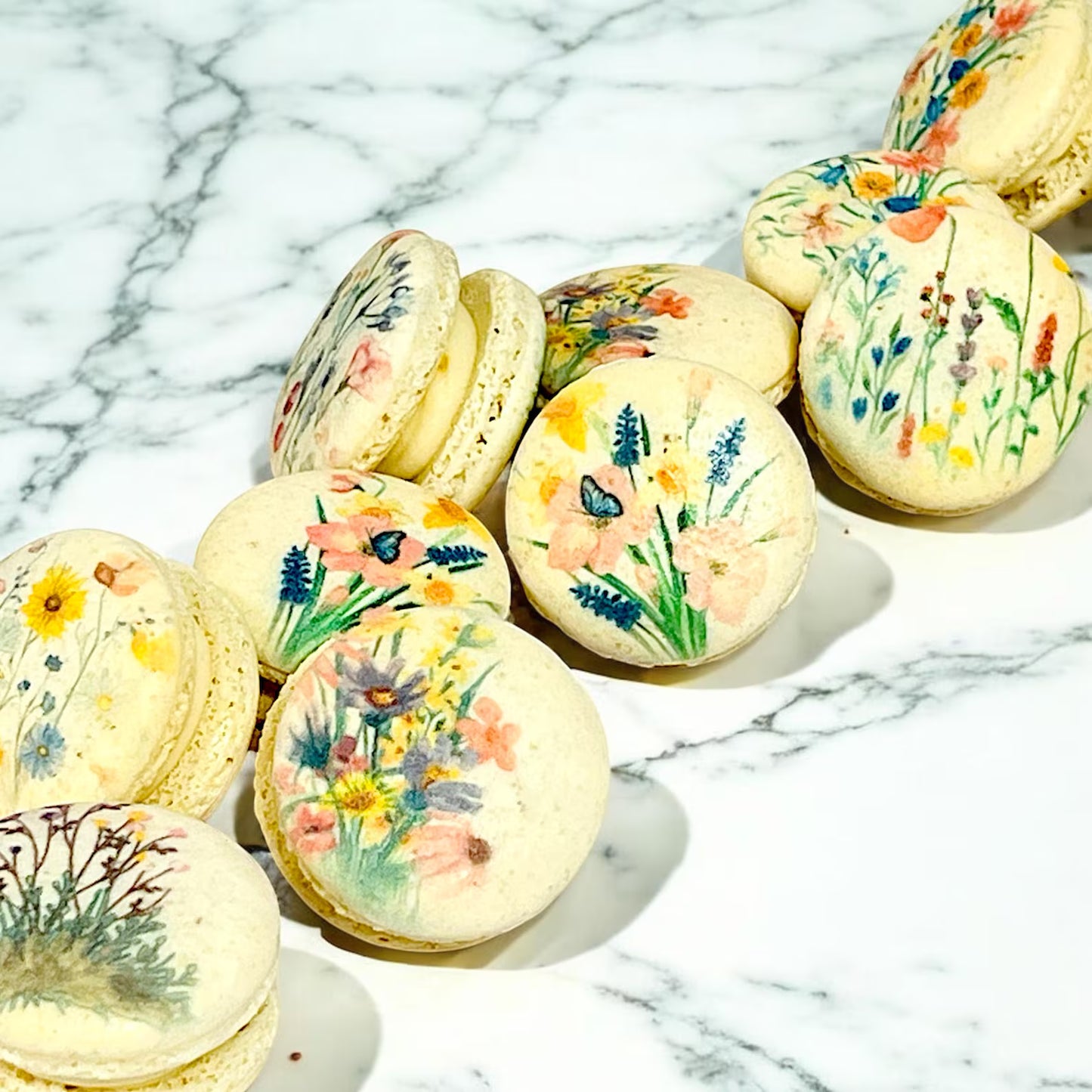 Pastel Wildflower French Macaron Set