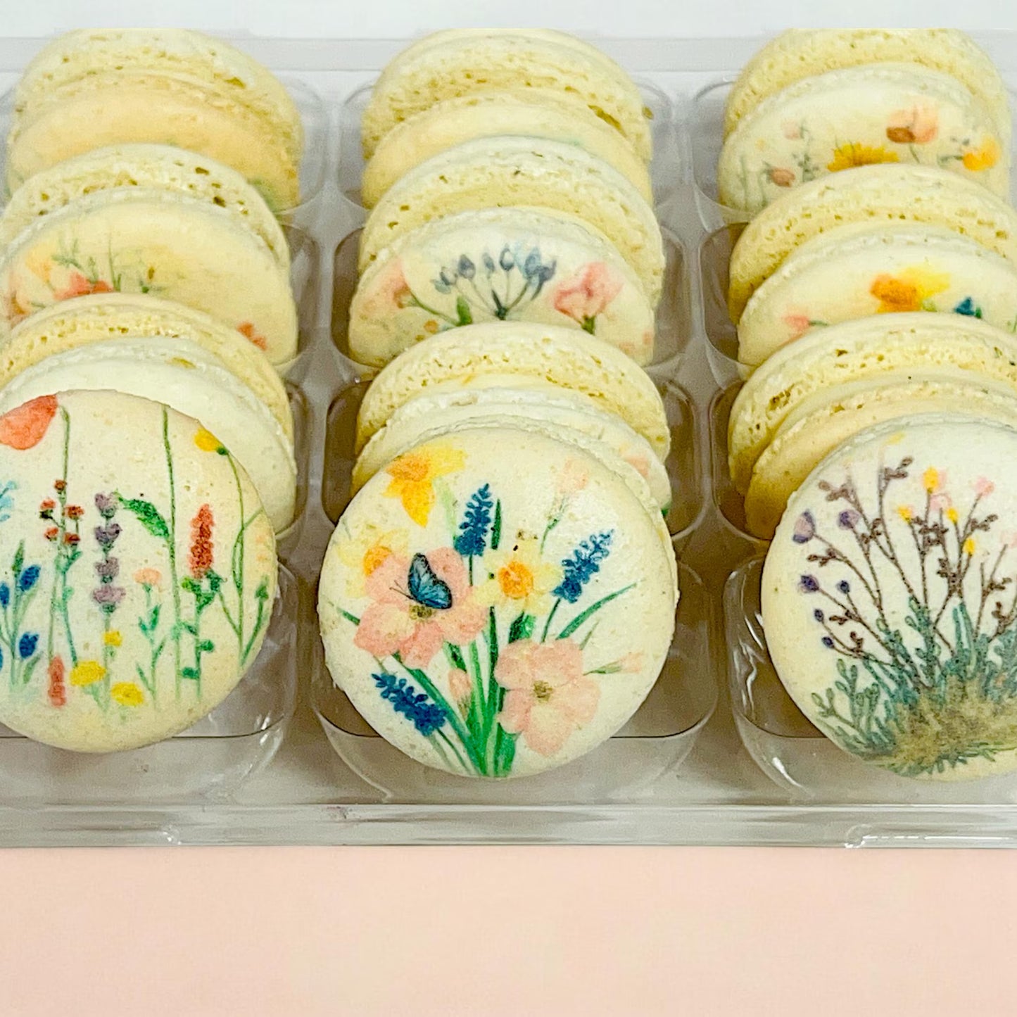 Pastel Wildflower French Macaron Set
