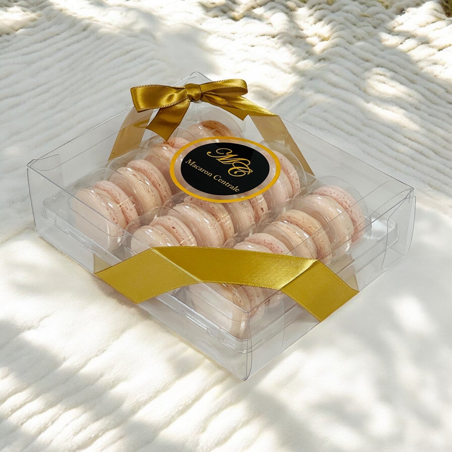 Love You Mom Macaron Gift Box - Macaron CentraleMother's Day12 Pack Charming Clear Keepsake Box