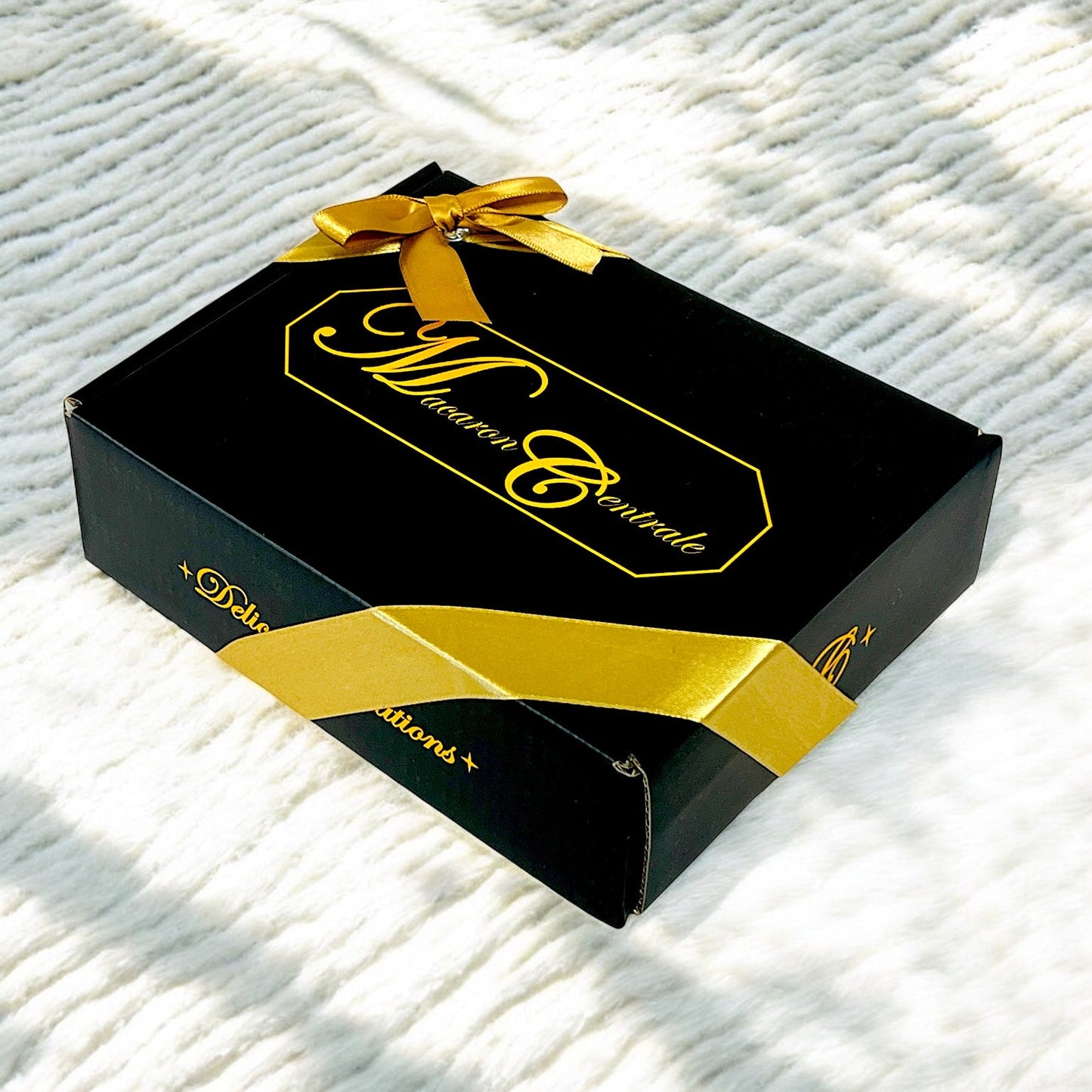 Love You Mom Macaron Gift Box - Macaron CentraleMother's Day12 Pack Midnight Elegance Black Box