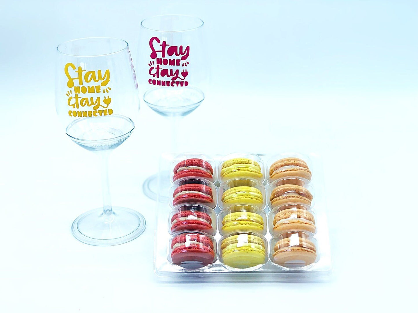 Macarons gift set for 2 with customizable stem wine glass | perfect for your next virtual party | stay home and connect - Macaron Centralegold
