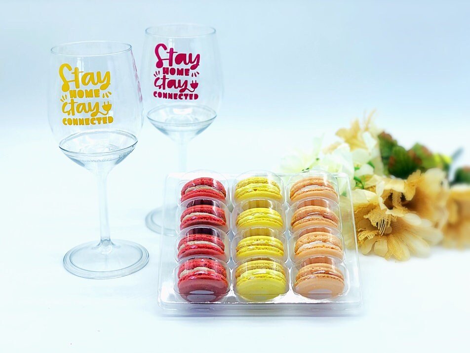 Macarons gift set for 2 with customizable stem wine glass | perfect for your next virtual party | stay home and connect - Macaron Centralegold