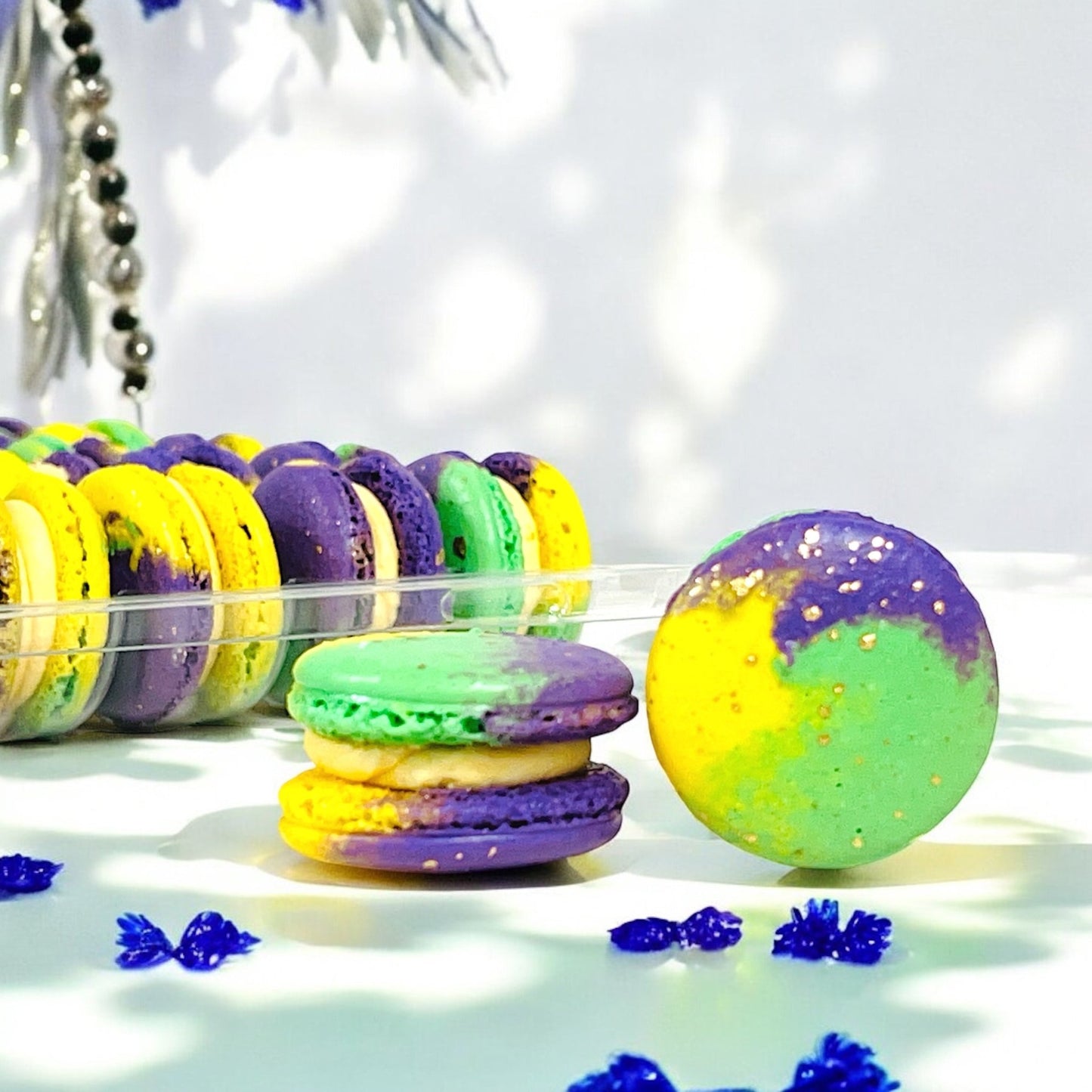 Mardi Gras French Macarons – Hurricane Cocktail Flavor - Macaron Centrale
