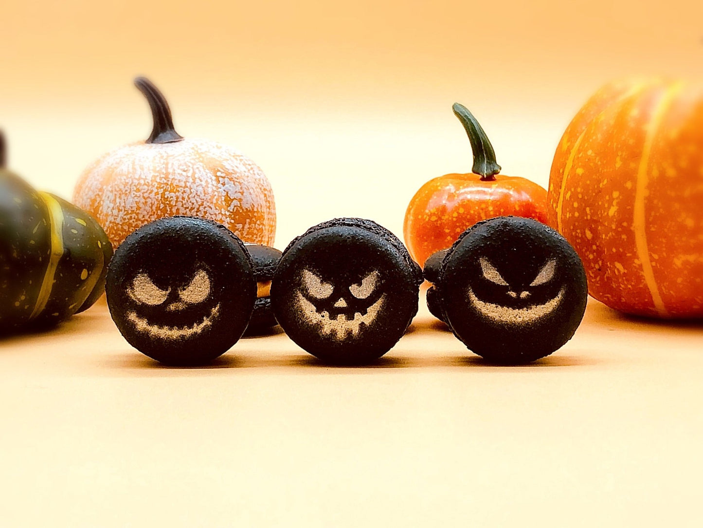 Mr. Halló AKA Pumpkin Ganache French Macarons | Perfect for Halloween Party Celebrations - Macaron Centrale6 Pack