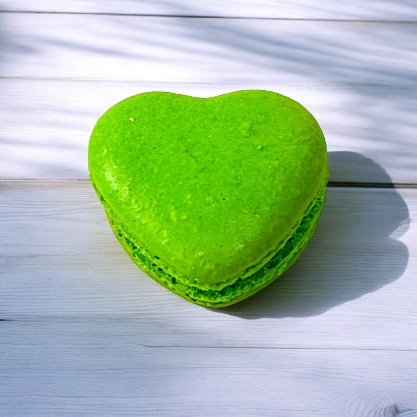 Neon Green Heart French Macaron – Zesty & Vibrant Treat - Macaron CentraleValentine'sDefault (Lime)12 Pack