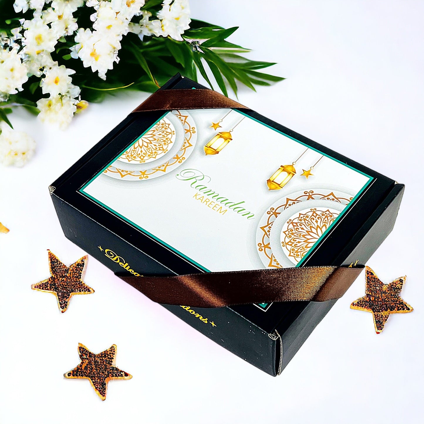 Ramadan Delights: French Macarons to Sweeten Your Celebrations! - Macaron Centrale12 Pack