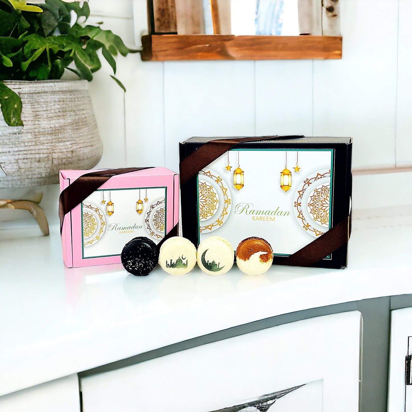 Ramadan Delights: French Macarons to Sweeten Your Celebrations! - Macaron Centrale12 Pack