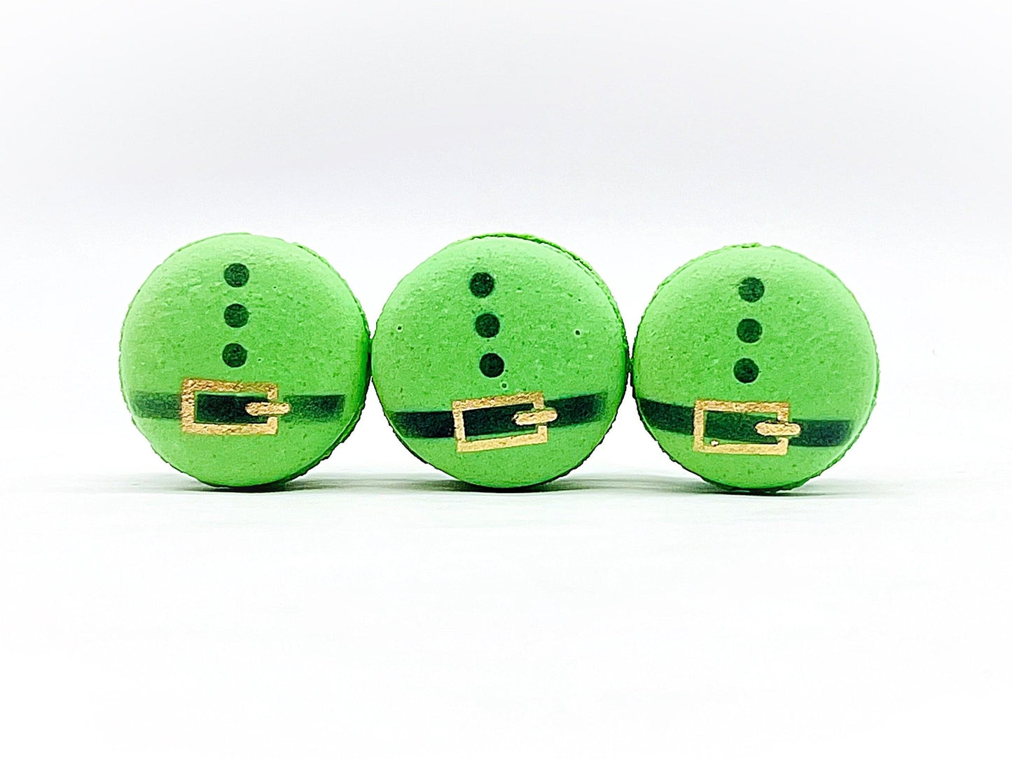 Santa's Belt Holiday Vegan French Macaron Set | Perfect for the holiday season - Macaron CentraleRed3 Pack