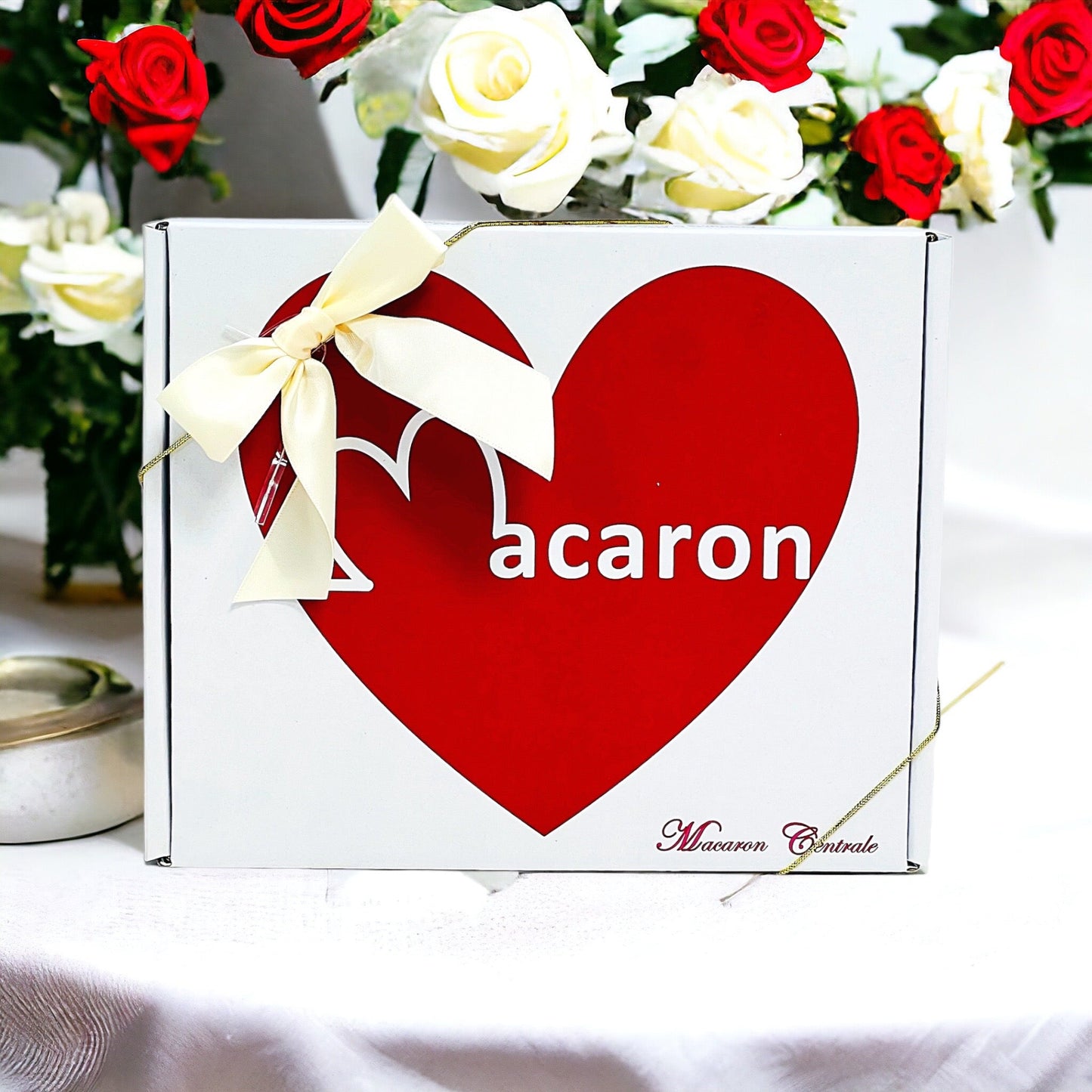 Sweatheart Sampler | 12 Pack Surprise Me! | French Macaron - Macaron Centrale