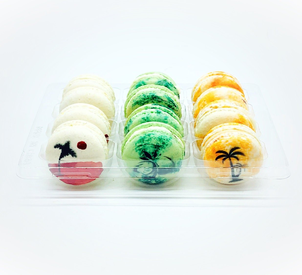 Vacation Macaron Set | 12 Pack | 'n Free Shipping | a great gift for any occasion - Macaron Centrale