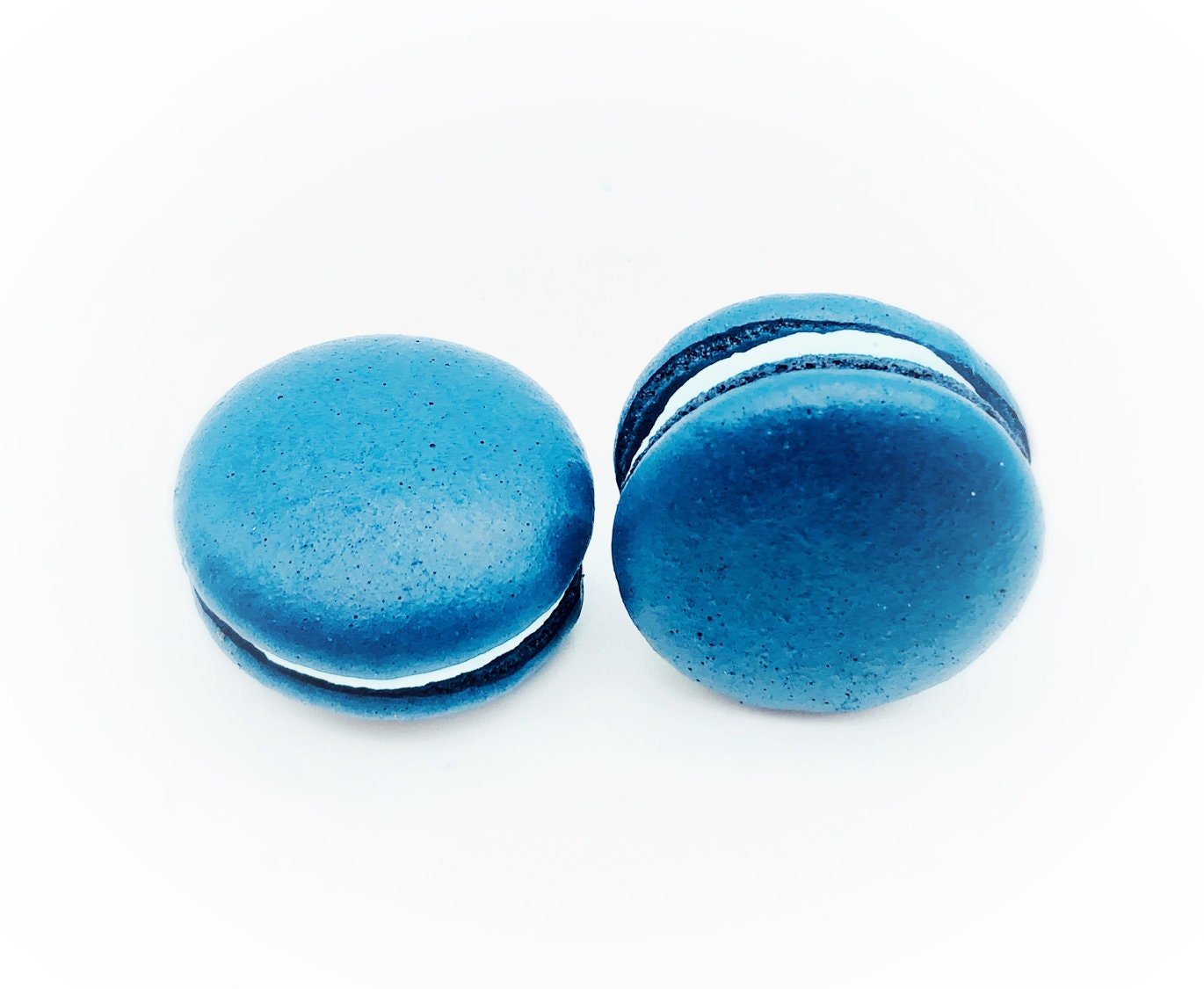 Wholesale Blue Curacao Vegan Macarons | Available in 24 & 48 Pack | A great addition for your bakery establishment or your next party - Macaron Centrale24 Pack
