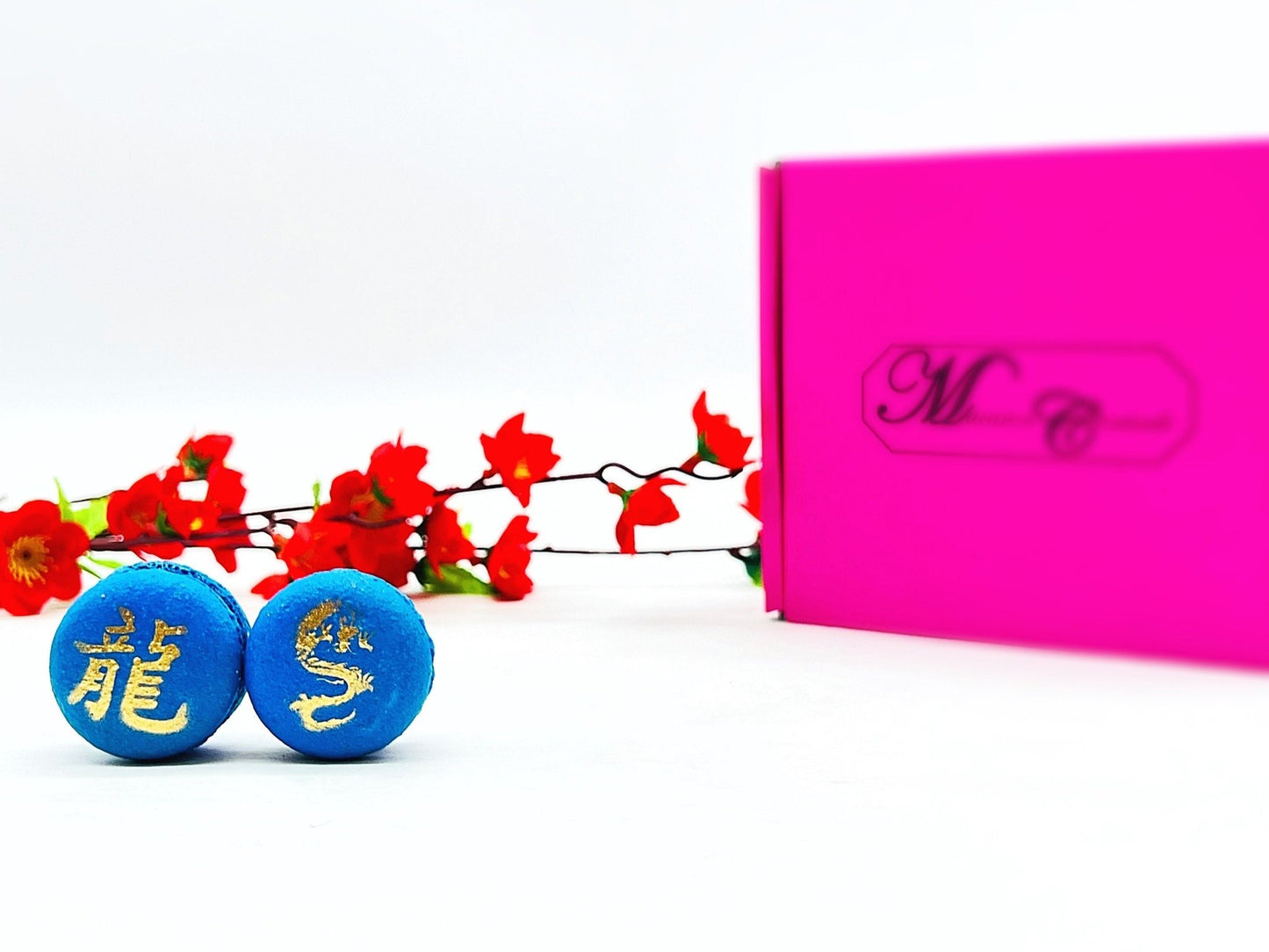 Year of The Dragon | Assorted French Macaron decorated with Gold Dust - Macaron CentraleVariety6 Pack