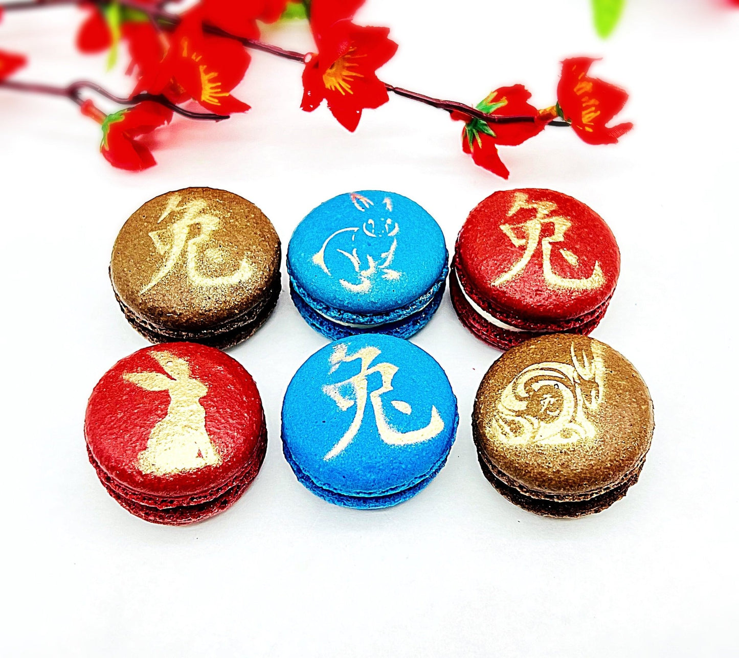 Year of The Rabbit | Assorted French Macaron decorated with Gold Dust - Macaron CentraleVariety6 Pack