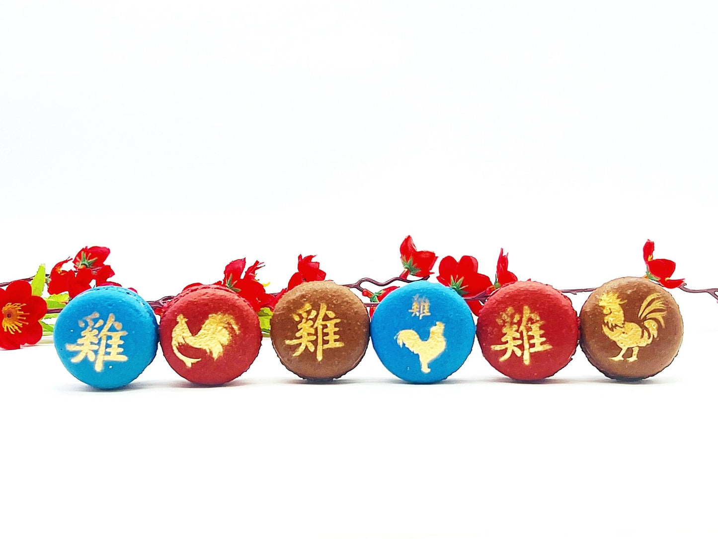 Year of The Rooster | Assorted French Macaron decorated with Gold Dust - Macaron CentraleVariety6 Pack