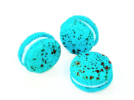 6 Pack  blue raspberry and white chocolate macarons | ideal for celebratory events.-Macaron Centrale