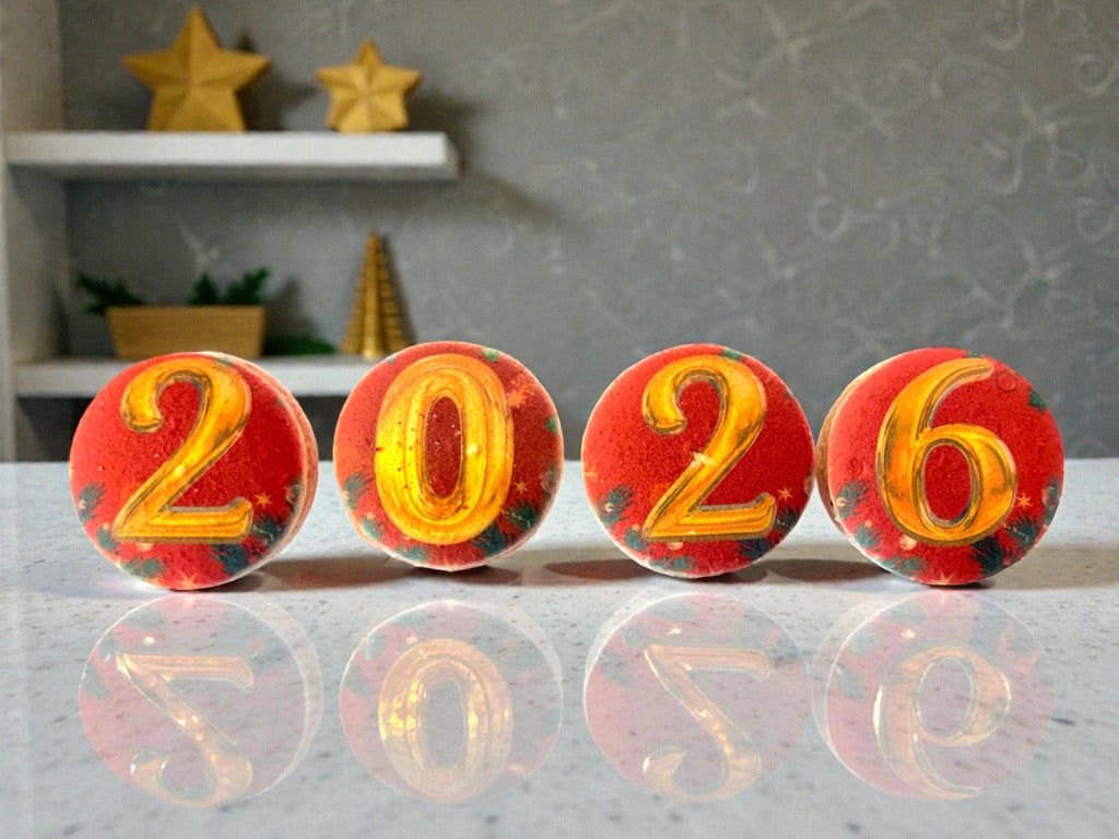 Red Elegance 2026 | New Year Macarons Gift Set