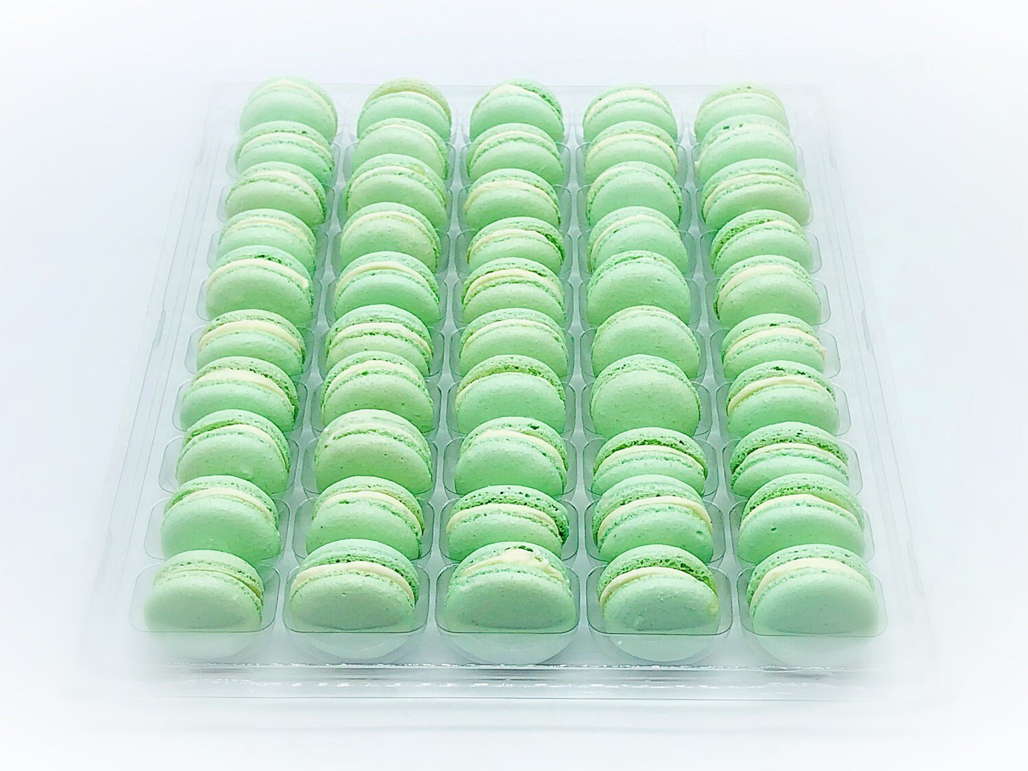 50 Pack Apple Chocolate Buttercream French Macaron Value Pack (Light Green) - Macaron Centrale